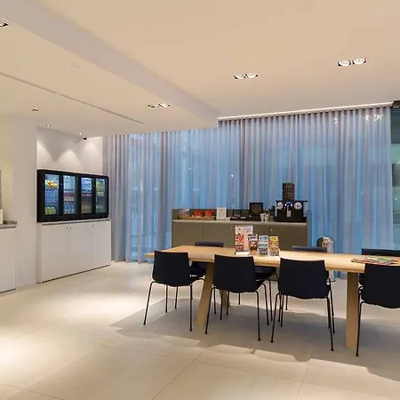 Premier 4* Rotterdam