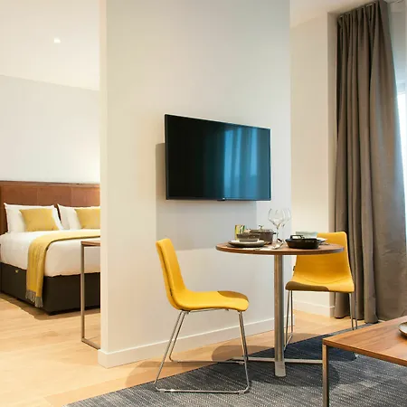 Premier Lejlighedshotel